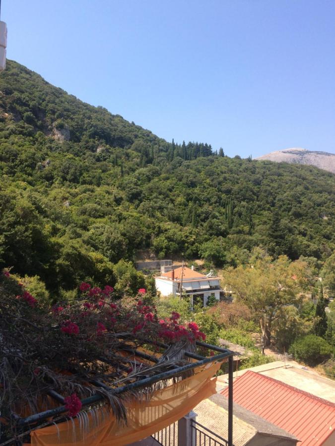 Giannatos' Studios - Makis Poros  Exteriör bild